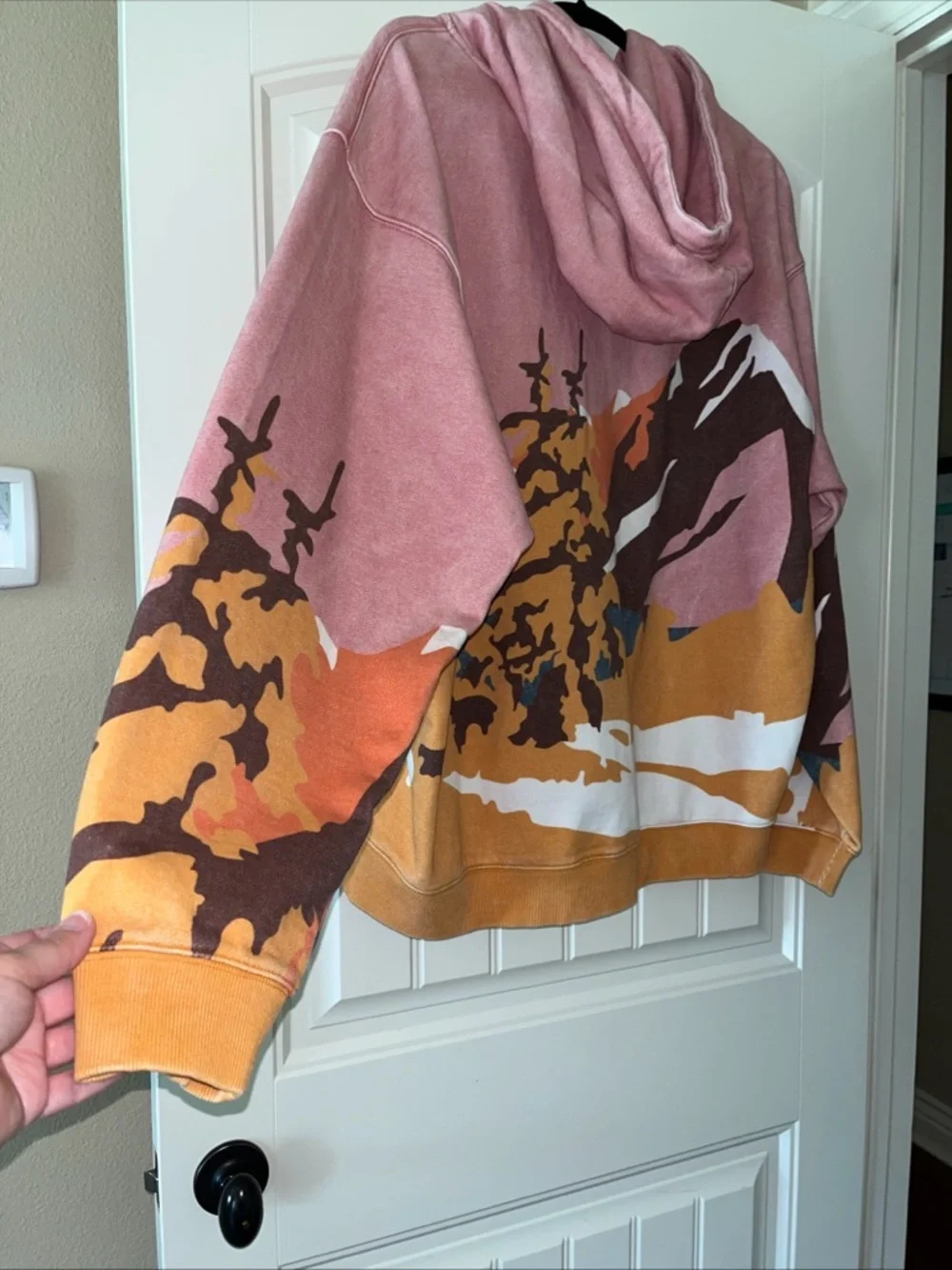 Kith Authentic 100% Campfire Landscape Hoodie in Rose Pink, Mustard & Navy XXL - Picture 4 of 11